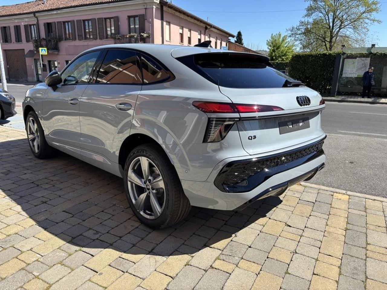 Audi Q3 SPB 35 TDI S tronic S line edition FULL LED-NAVI