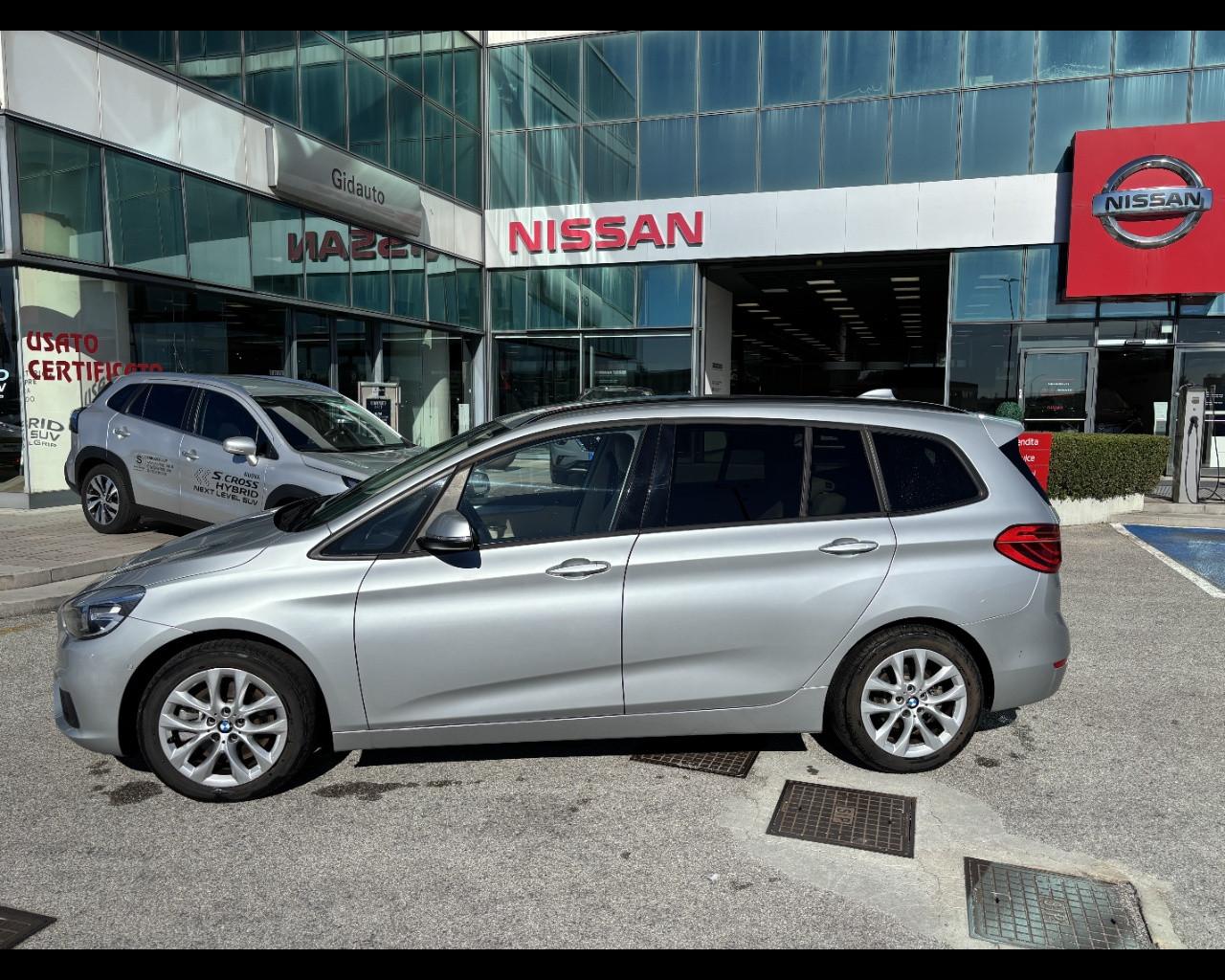 BMW Serie 2 A.T. (F45) - 220d xDrive Active Tourer Advantage au
