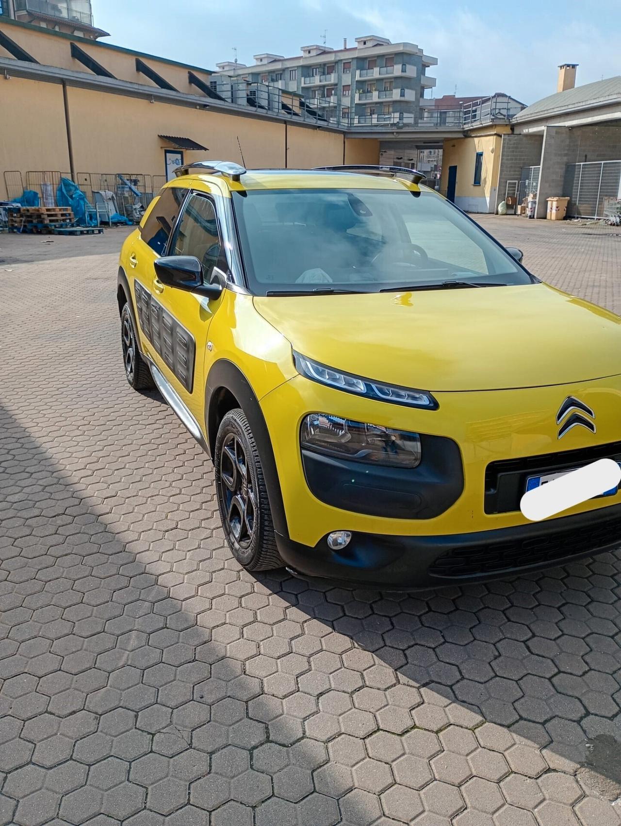 Citroen C4 BlueHDi CACTUS SHINE