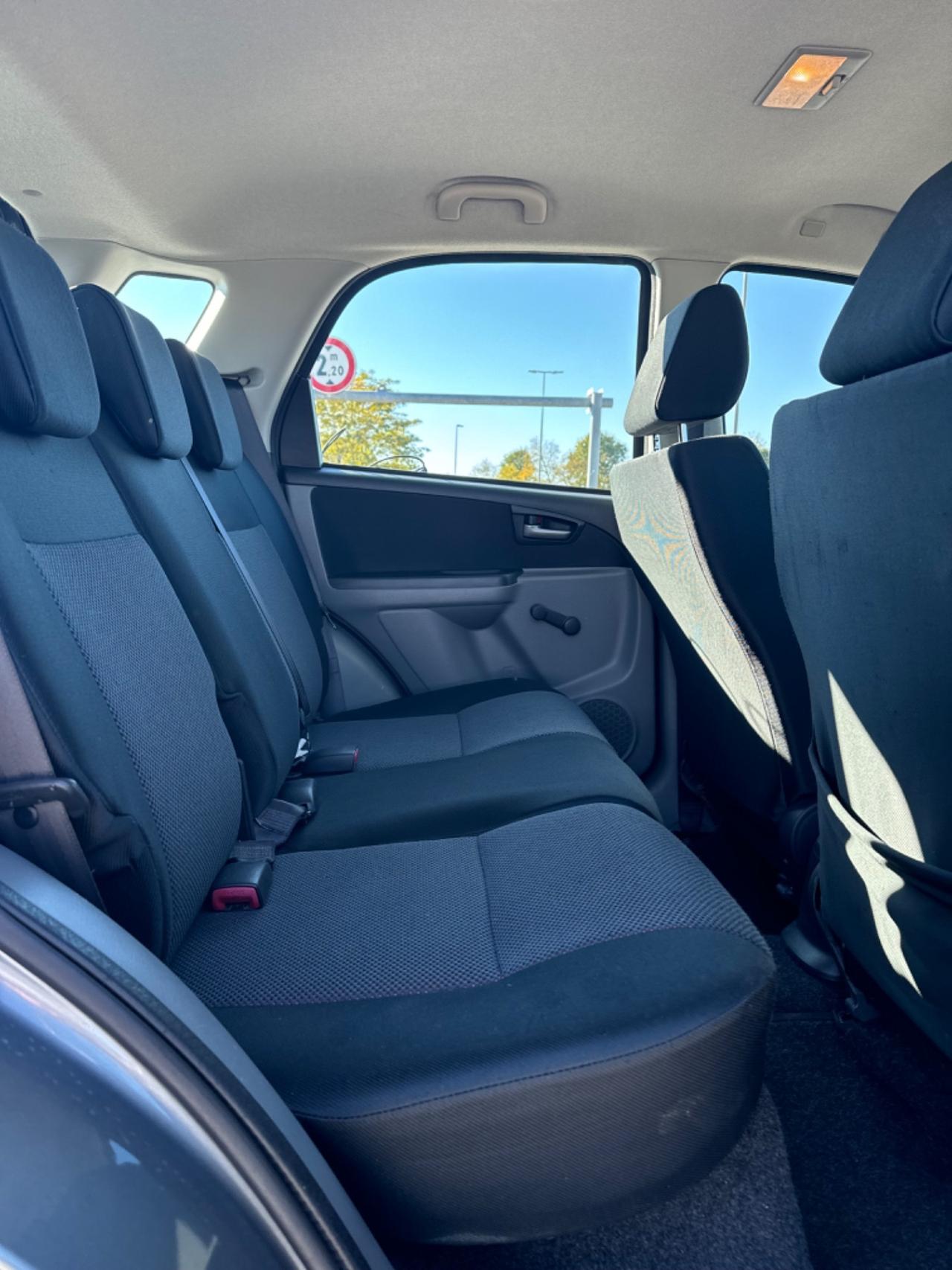 Suzuki SX4 1.6 DDiS 16V Urban Line