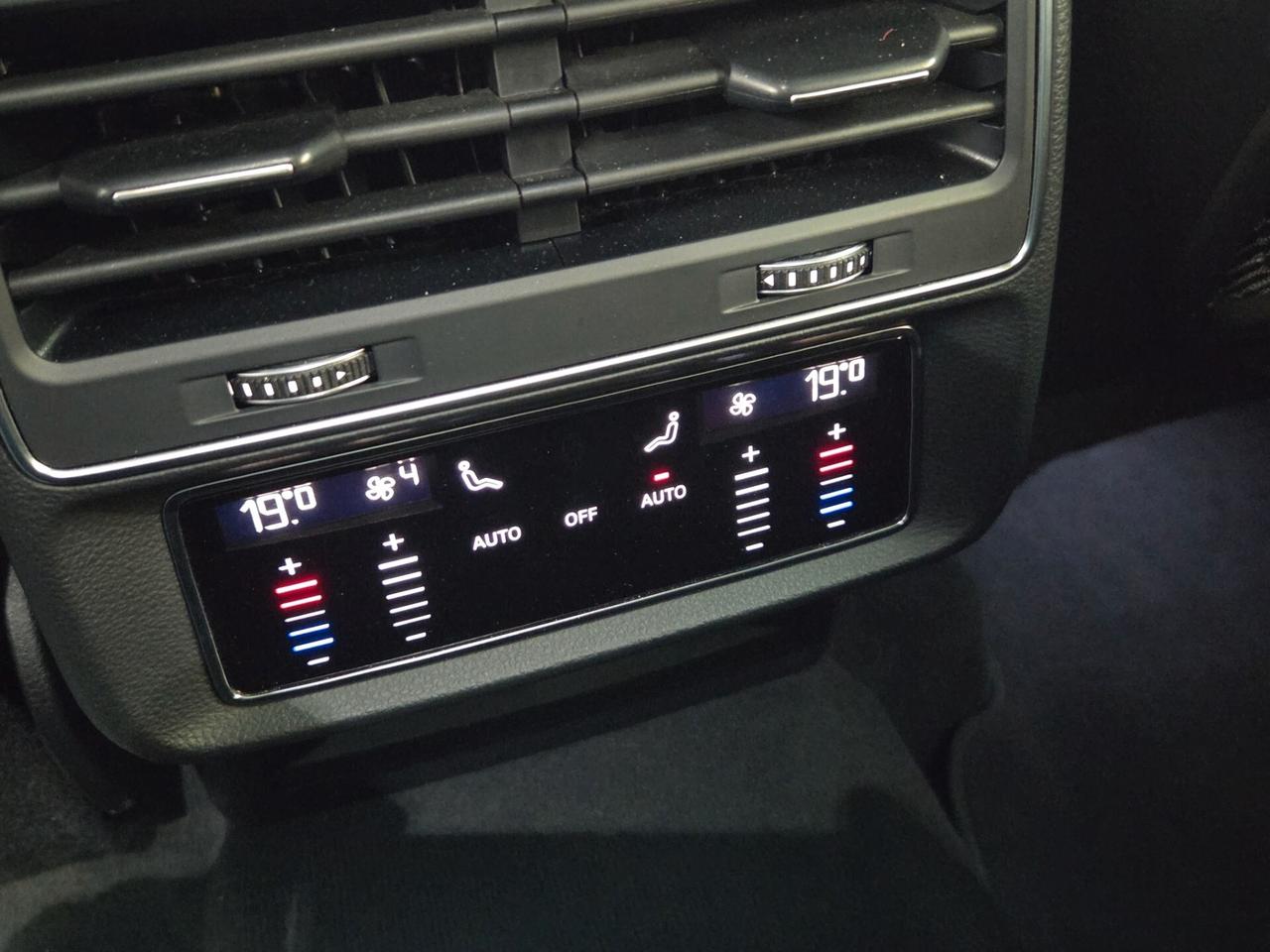 Audi Q7 50 TDI quattro tiptronic Business
