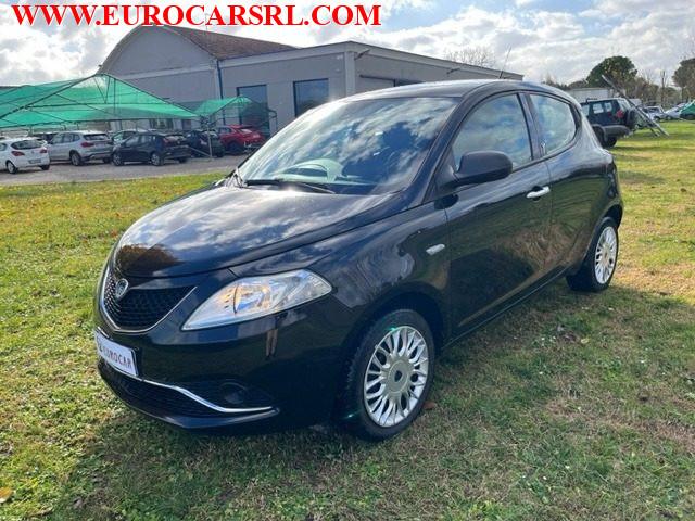 LANCIA Ypsilon 1.2 69 CV 5 porte Silver