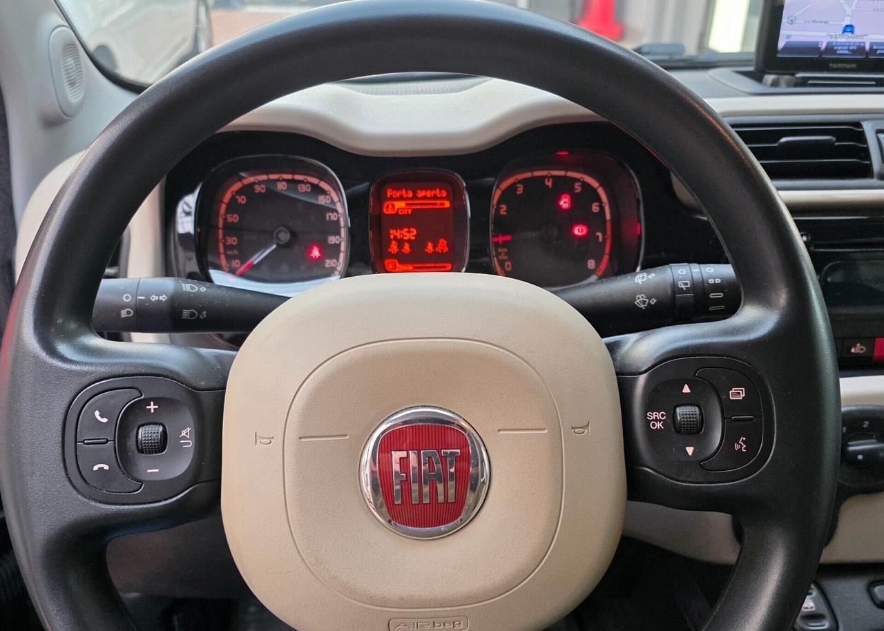 Fiat Panda 1.2 Lounge TomTom - Unico proprietario