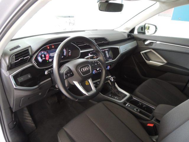 AUDI Q3 35 TDI S tronic Business