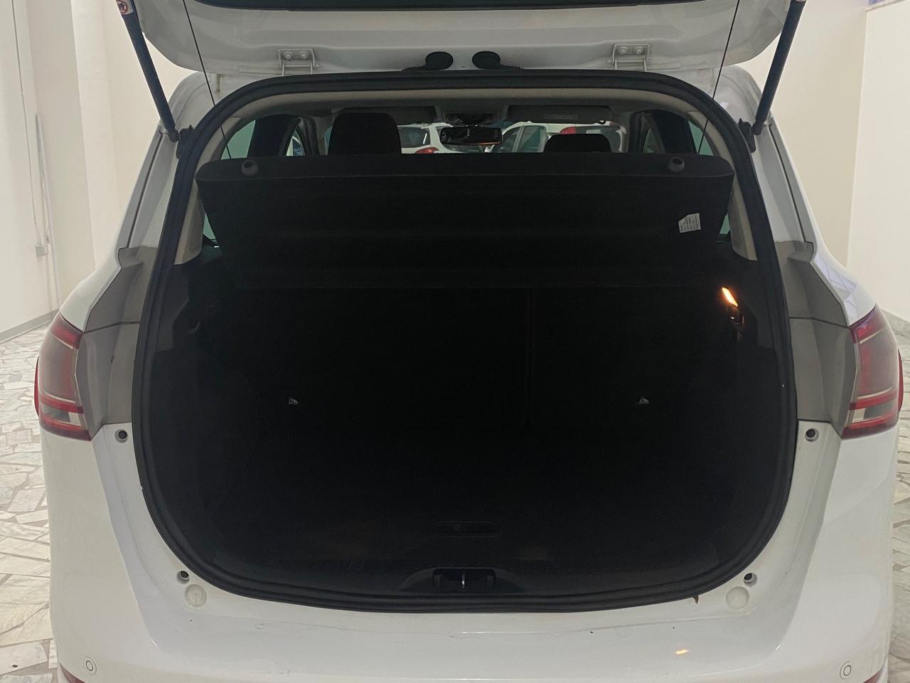 Ford B-Max BUSINESS TITANIUM