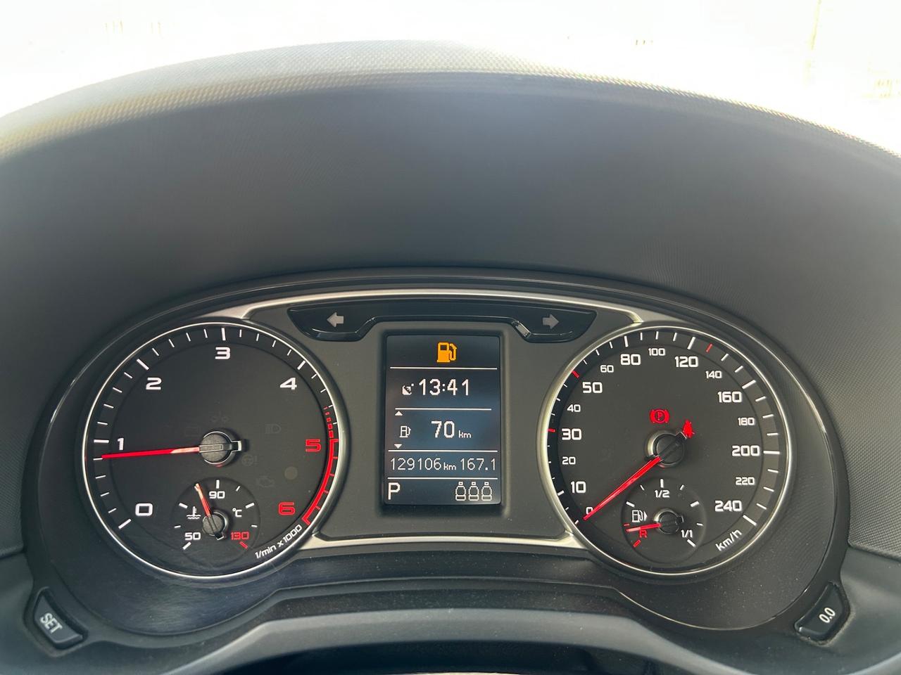 Audi A1 1.4 tdi 90cv S tronic-2015