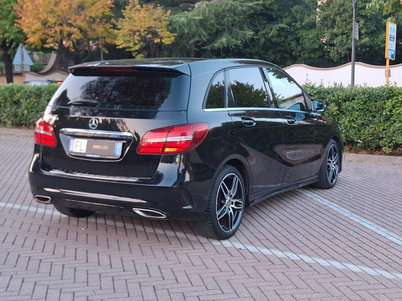 Mercedes-benz B 200 d Automatic Premium - 87000km