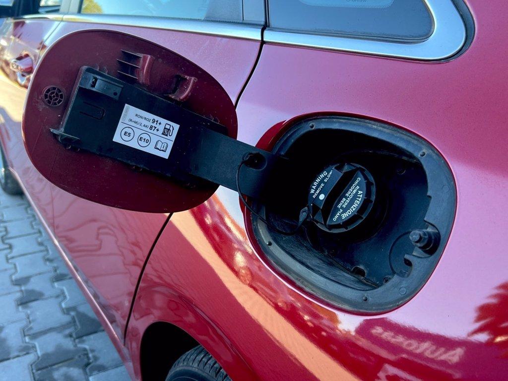 KIA Ceed 1.4 T-GDi 5p. Business Class del 2020