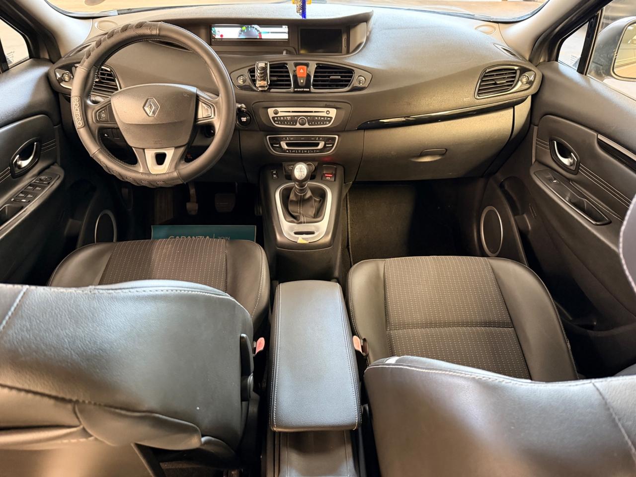 Renault Scenic Scénic X-Mod 1.5 dCi 110CV Dynamique