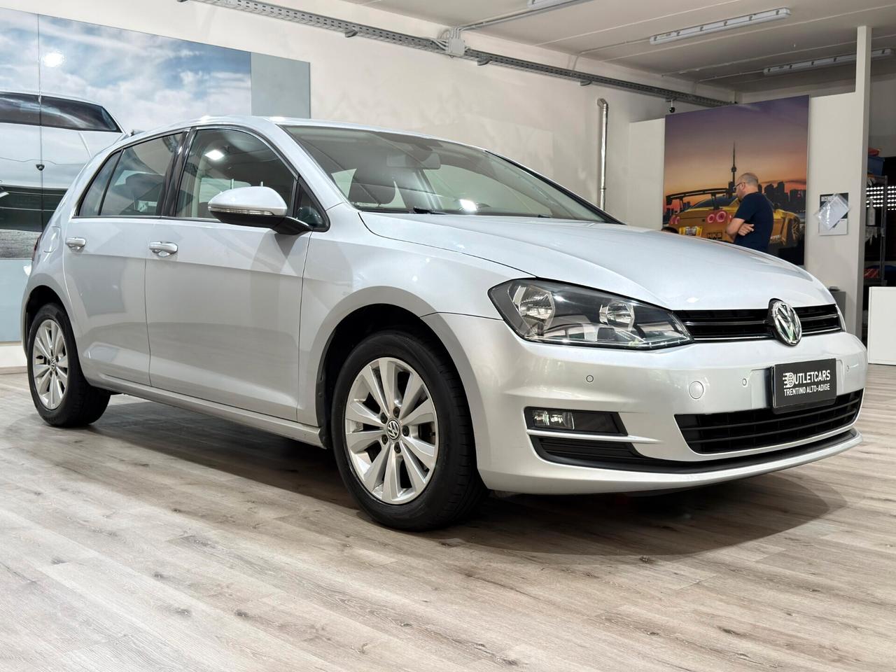 VOLKSWAGEN GOLF 1.6 TDI 110CV 5P COMFORTLINE
