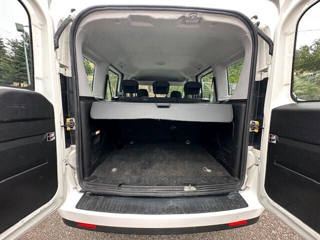 Fiat Doblò 1.6 MJT 120CV Combi N1 -2019