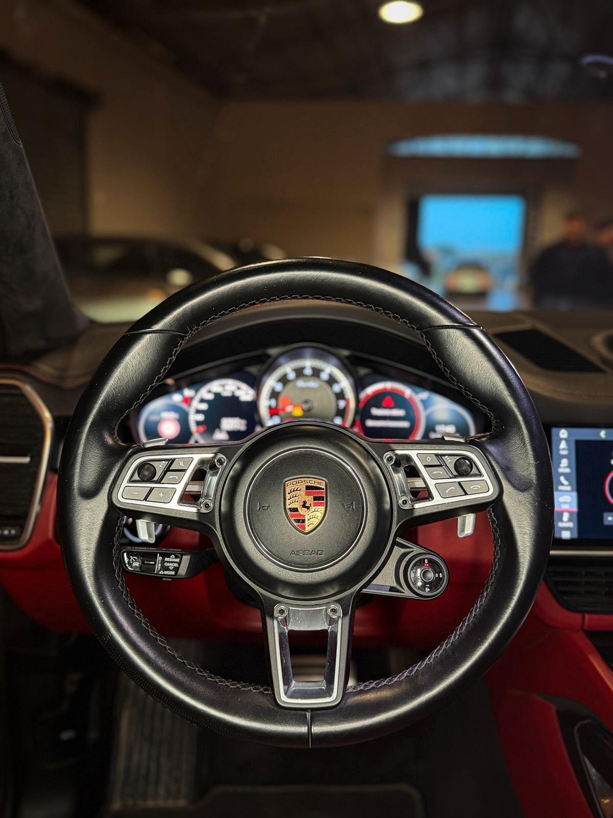 Porsche Cayenne Coupé 4.0 V8 Turbo