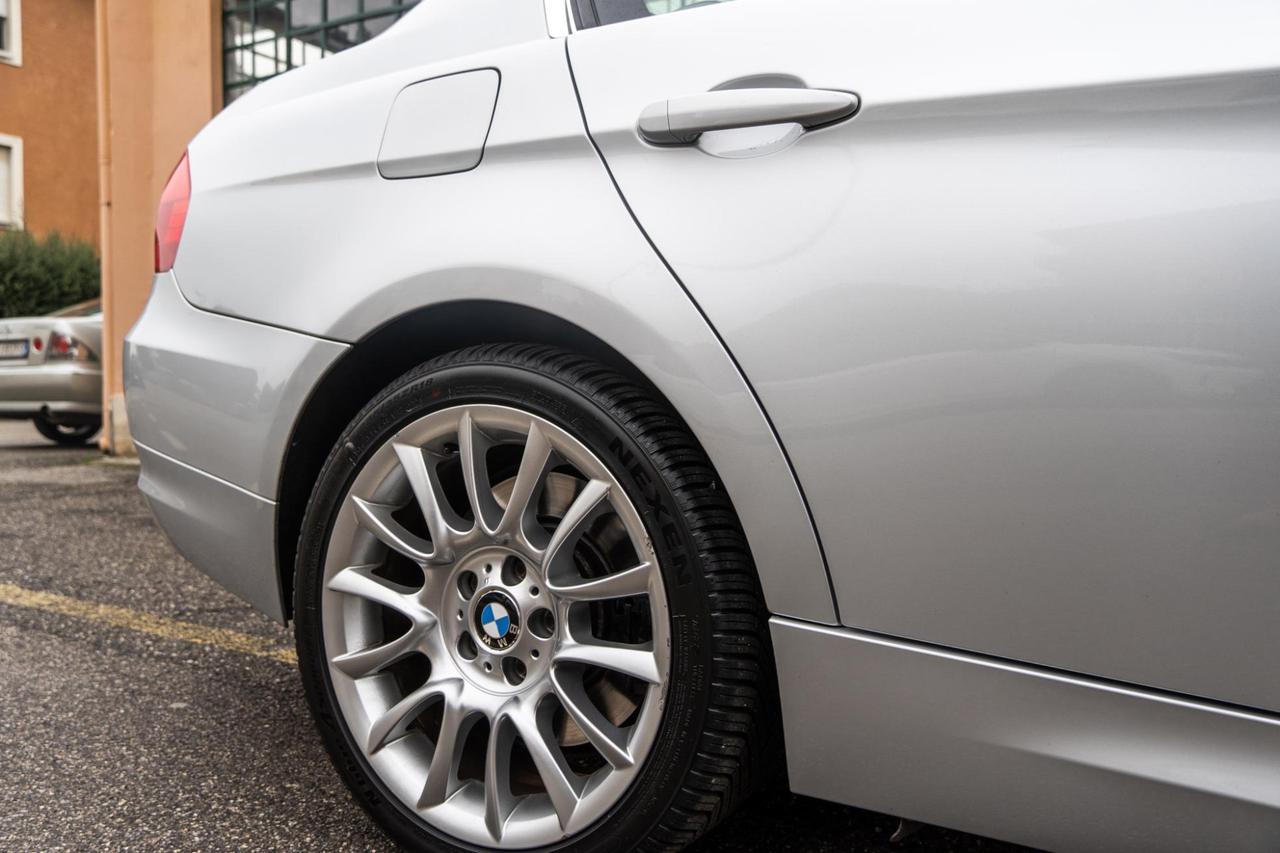 BMW 335 i xDrive 306CV KIT BMW PERFORMANCE CAMBIO MANUALE