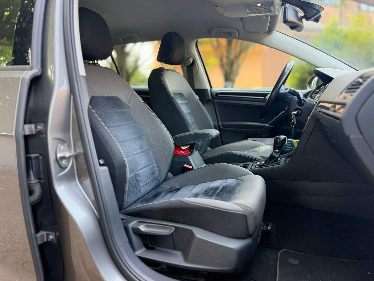 Volkswagen Golf 1.6 tdi Highline 5p dsg