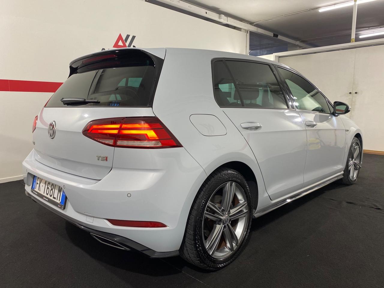 Volkswagen Golf R-line 1.4 TSI 125 CV 5p.