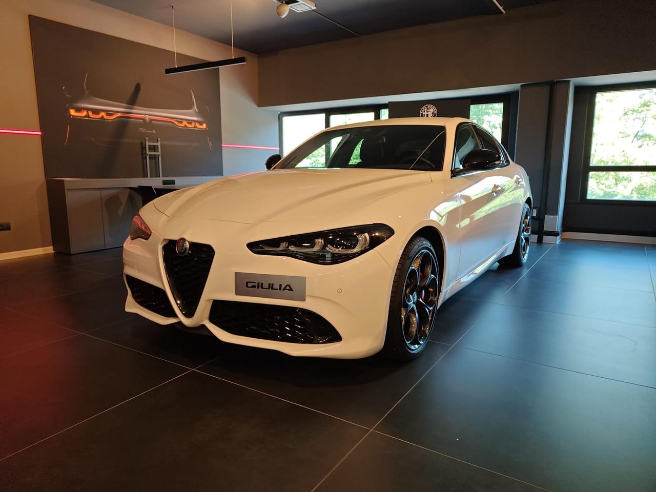 ALFA ROMEO Giulia My24 Diesel 210 Cv Tributo Italiano