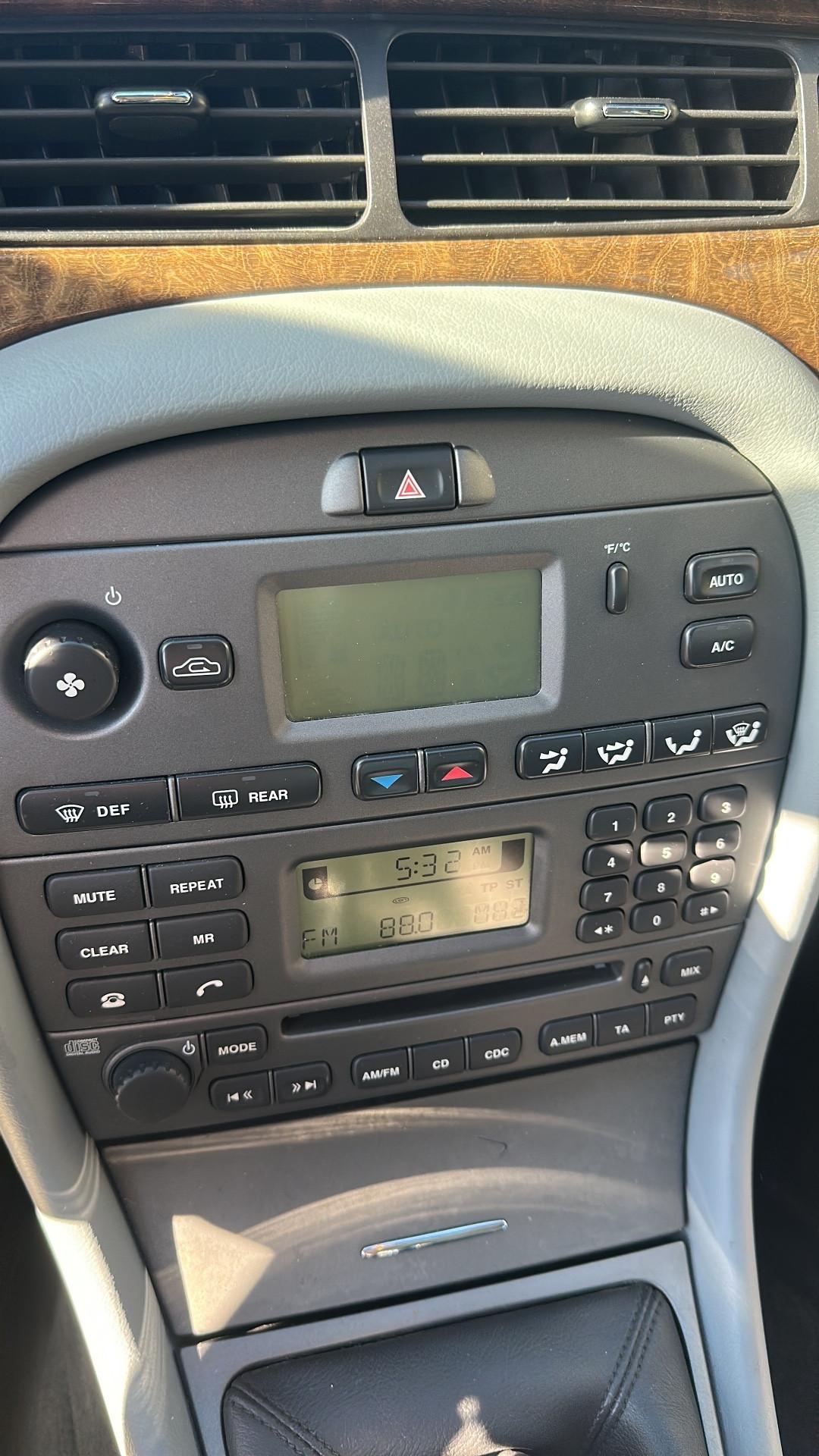 Toyota Yaris 1.0i 16V cat 3 porte