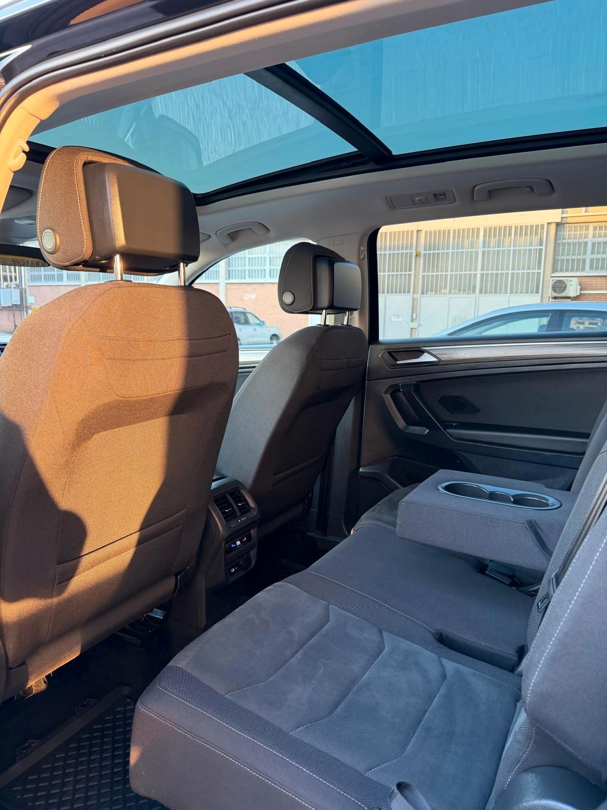 Volkswagen Tiguan Allspace 2.0 TDI SCR DSG Elegance 7 posti TETTO APRIBILE