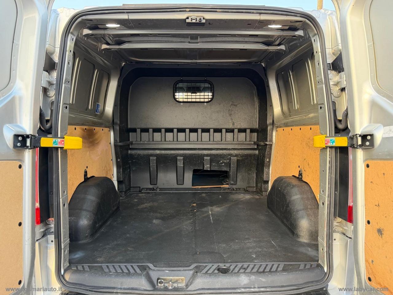 Tran.Cust.320 2.0 TDCi 130 PASSO LUNGO 6 POSTI AUTOCARRO