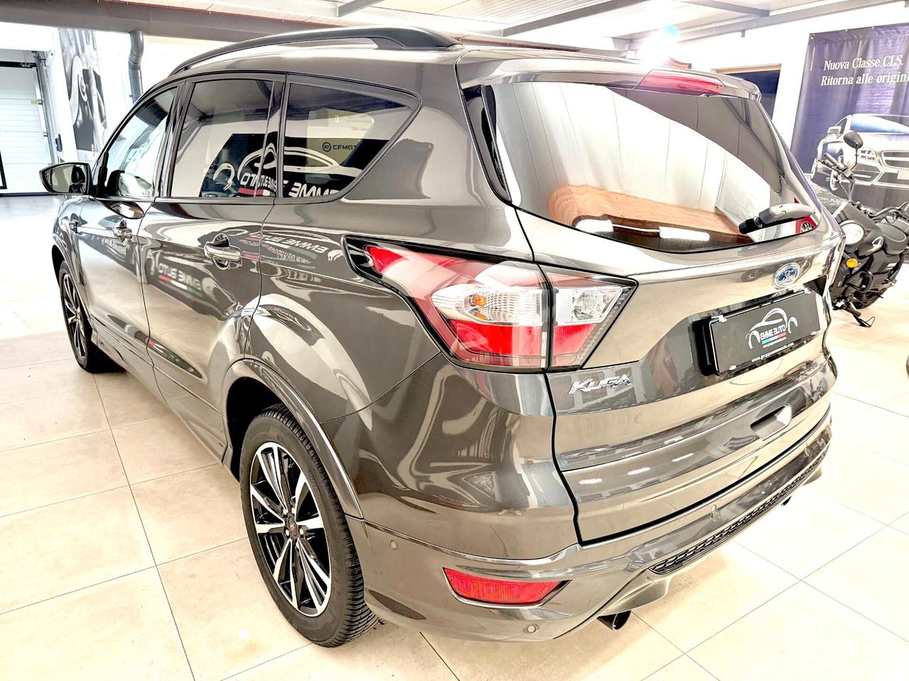 Ford Kuga 1.5 TDCI 120 CV ST-Line
