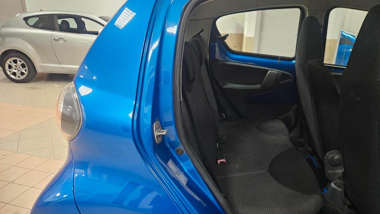 Toyota Aygo 1.0 12V VVT-i 5 porte Now