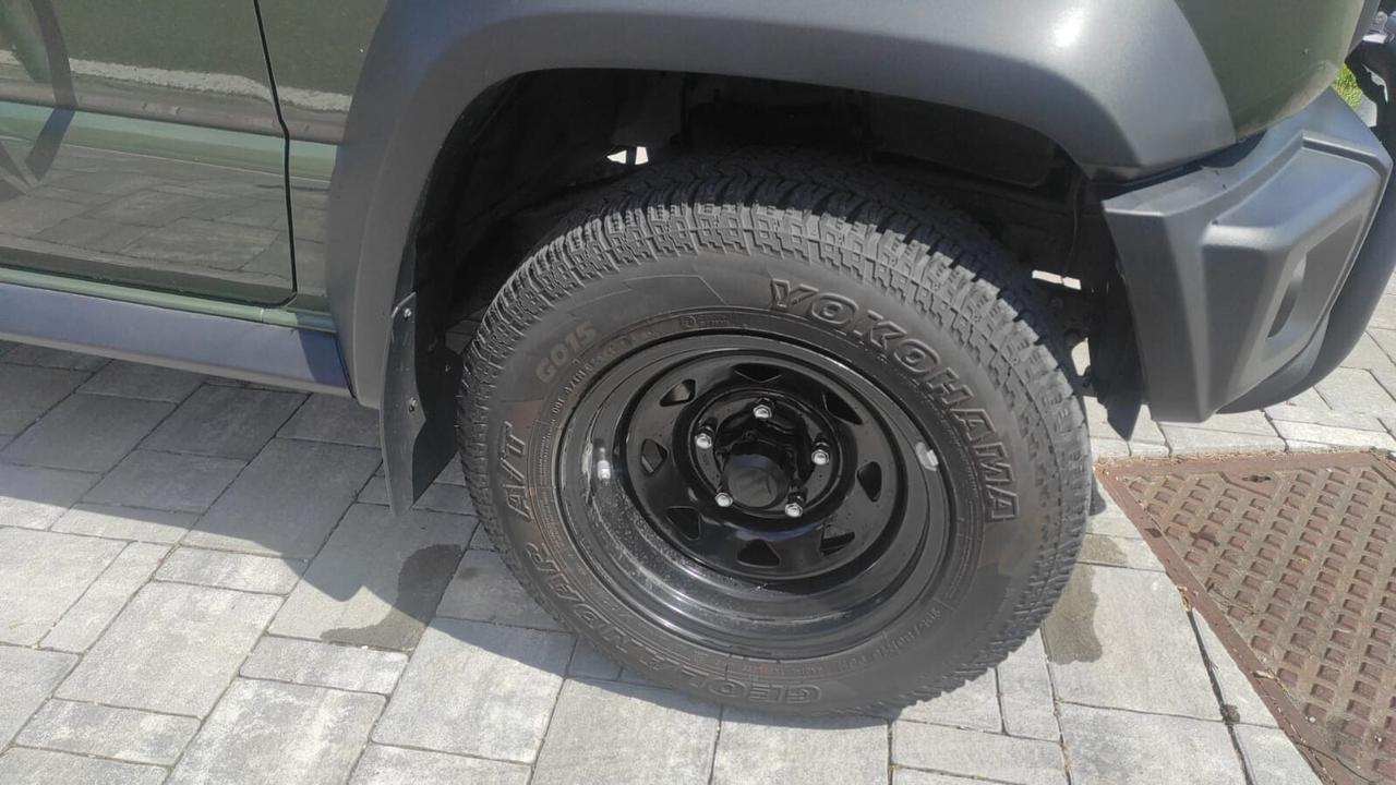 SUZUKI JIMNY 4X4 RIDOTTE 4 POSTI AUTOVETTURA GANCIO