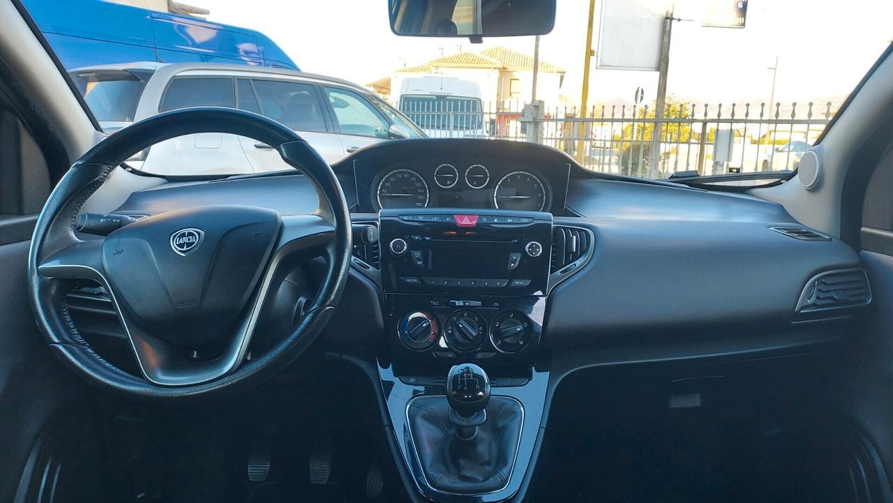 Lancia Ypsilon 1.2 69 CV 5 porte GPL Ecochic Gold