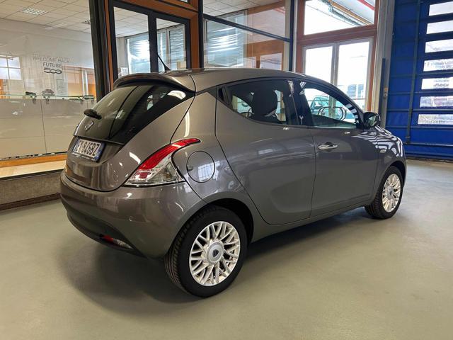 LANCIA Ypsilon 1.2 69 CV 5 porte Gold