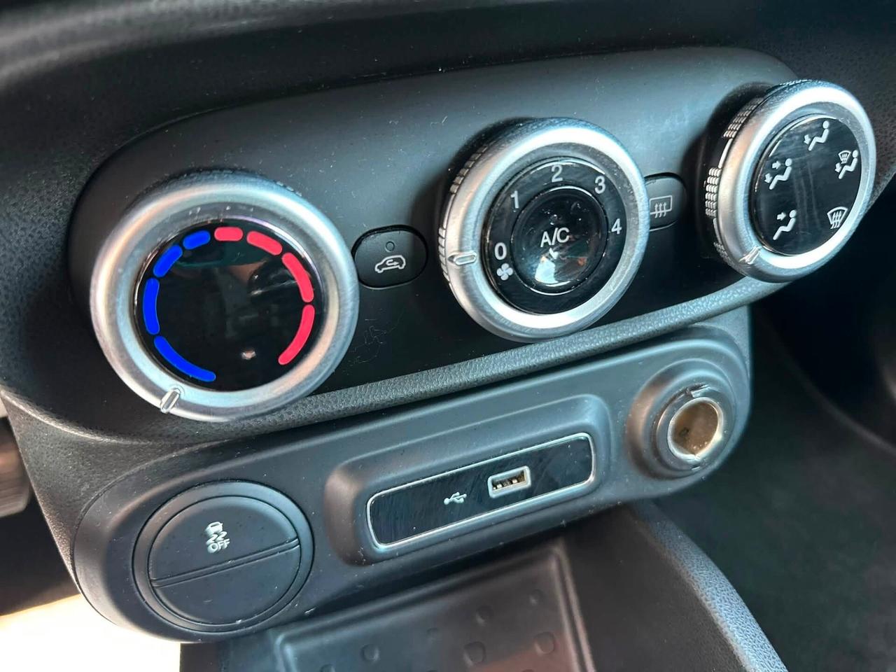 Fiat 500L 1.4 T-Jet 120 CV GPL Lounge neopatentati