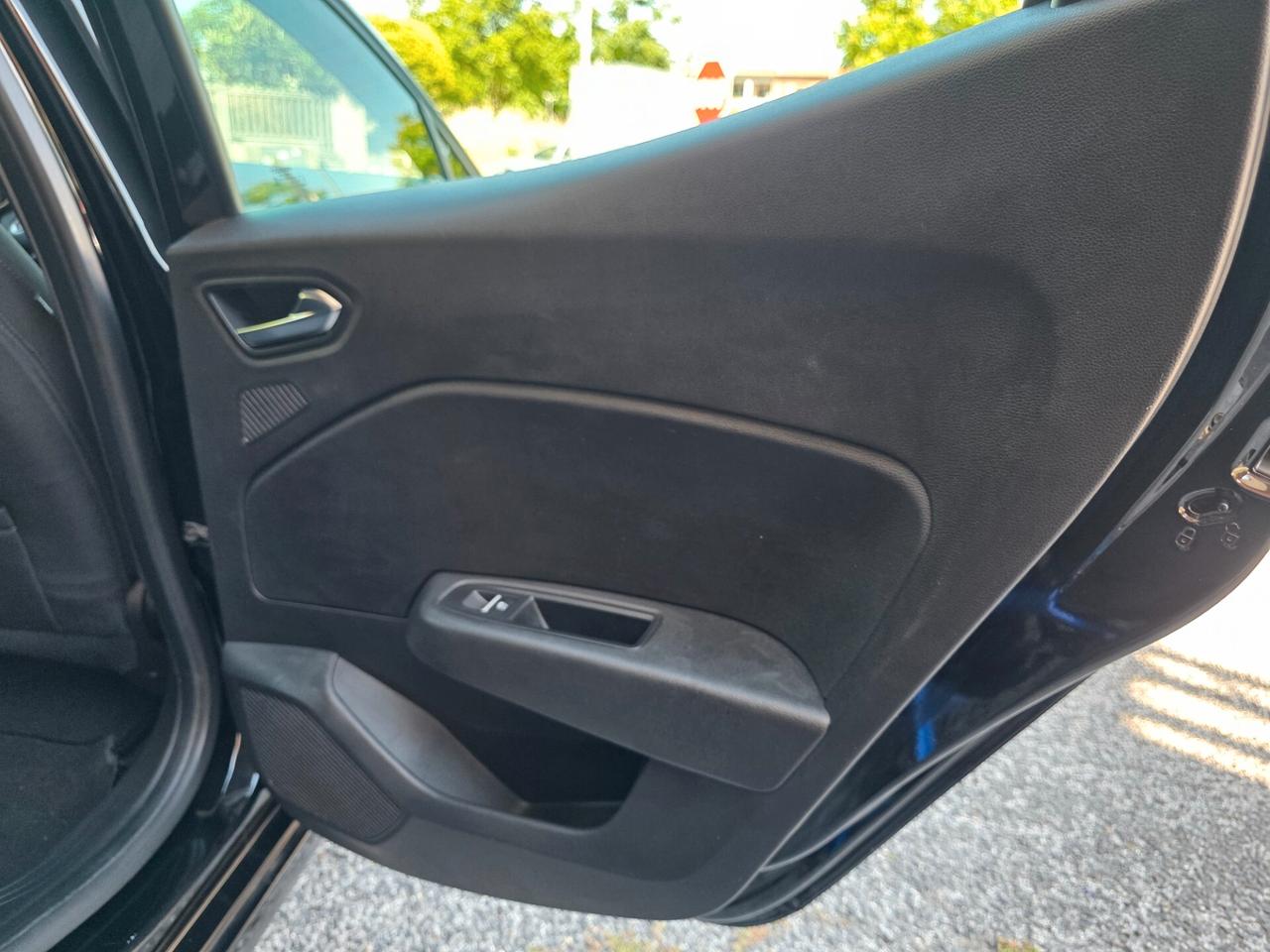 Renault Clio Full Hybrid E-Tech 140 CV 5 porte Zen