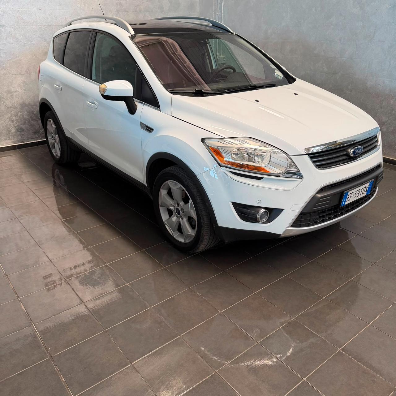 Ford KUGA 2.0 TDCI 4X4 TITANIUM GANCIO TRAINO