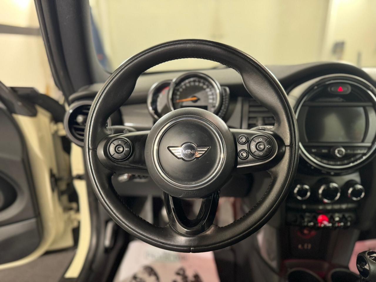 Mini Cooper D 1.5* EURO 6*