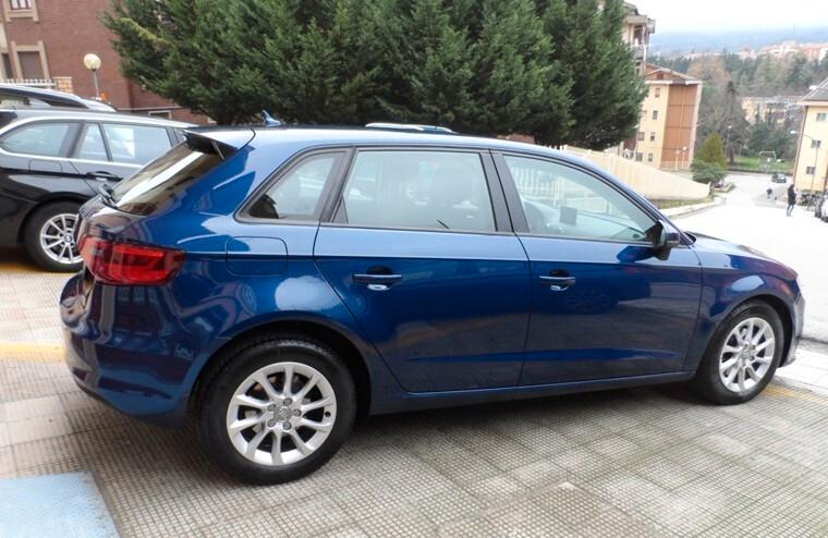 Audi A3 SPORTBACK 1.6 TDI 105 CV Ambiente