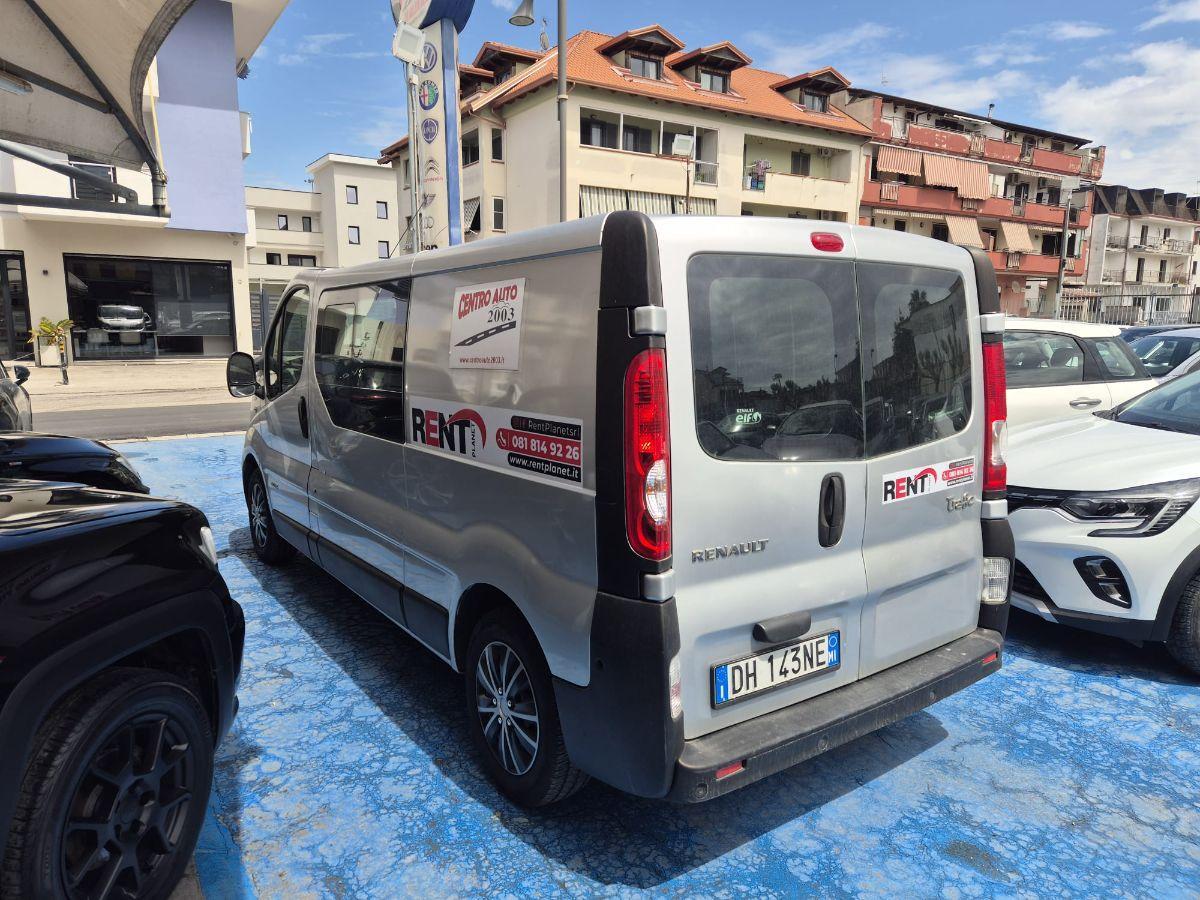 RENAULT - Trafic 2.0 diesel 6 posti