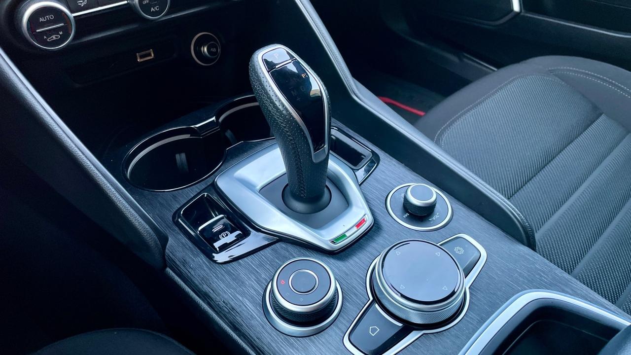 Alfa Romeo Giulia 2.2 Turbodiesel 160 CV AT8 Super