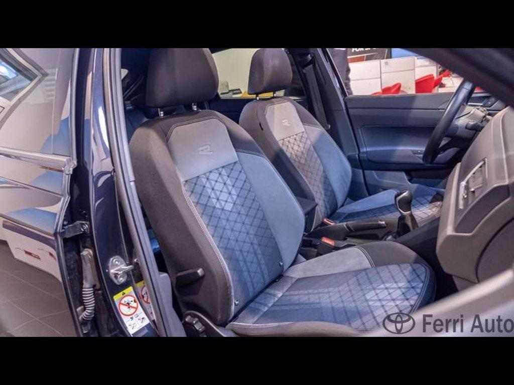 VOLKSWAGEN Taigo 1.0 tsi r-line 110cv del 2022