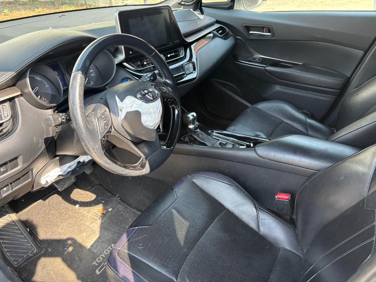 Toyota C-HR 1.8 Hybrid E-CVT Dynamic