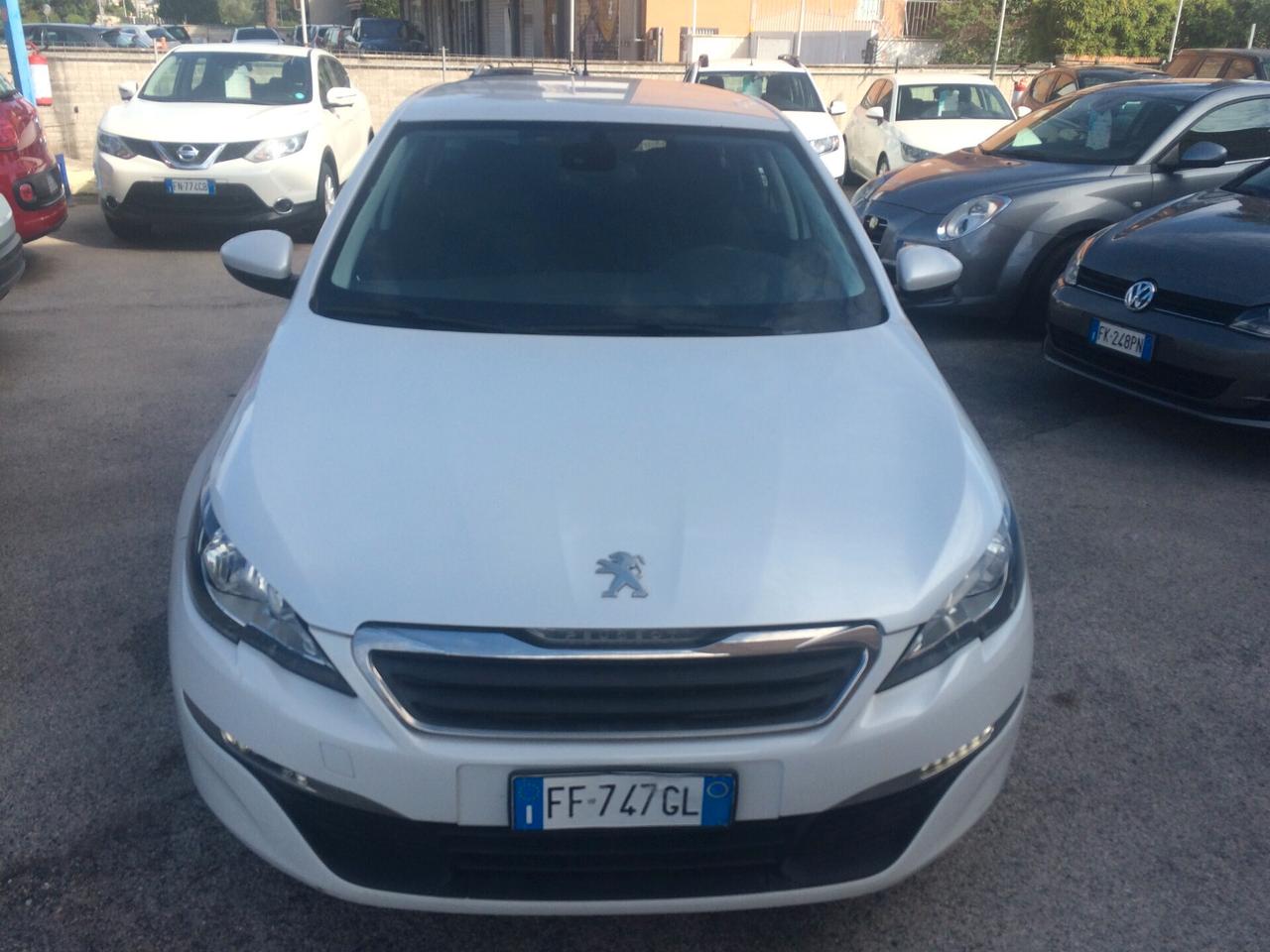 Peugeot 308 BlueHDi 120 S&S SW Allure tagliandata !!!