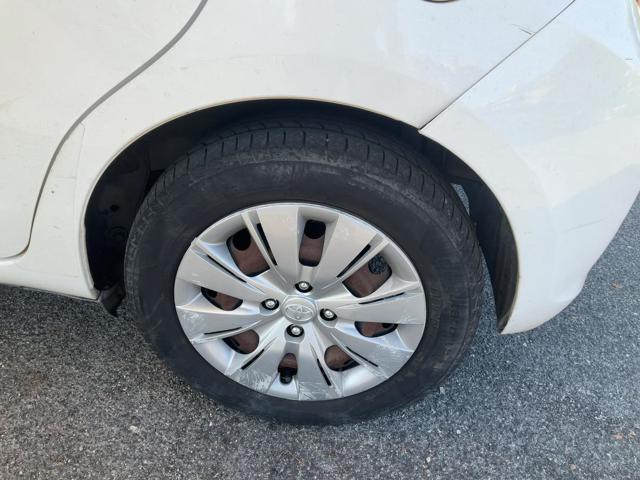TOYOTA Yaris 1.0 5 porte Active