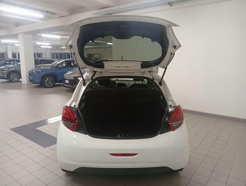 Peugeot 208 PureTech 82 5 porte Allure