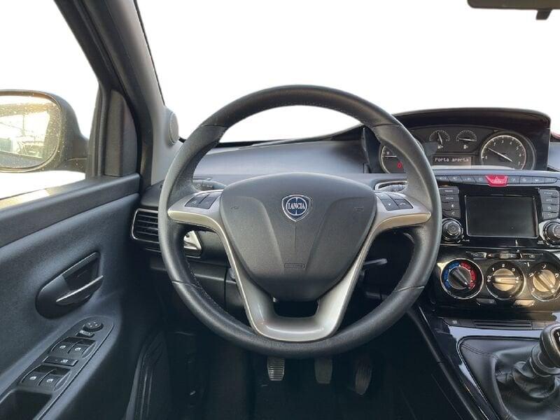 Lancia Ypsilon III 2015 1.0 hybrid Gold s&s 70cv