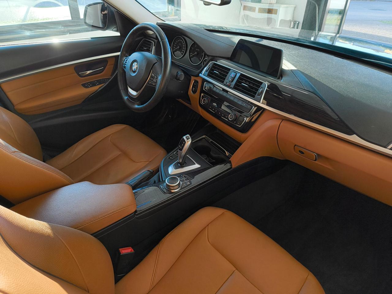 Bmw 320d xDrive Touring Luxury 190cv LED