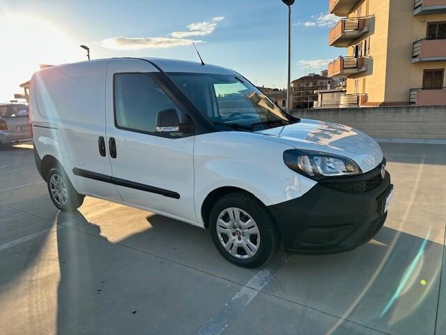 Fiat Doblò CARGO CH1 BUSINESS 1.6 Mjet 105cv( IVA ESCLUSA)