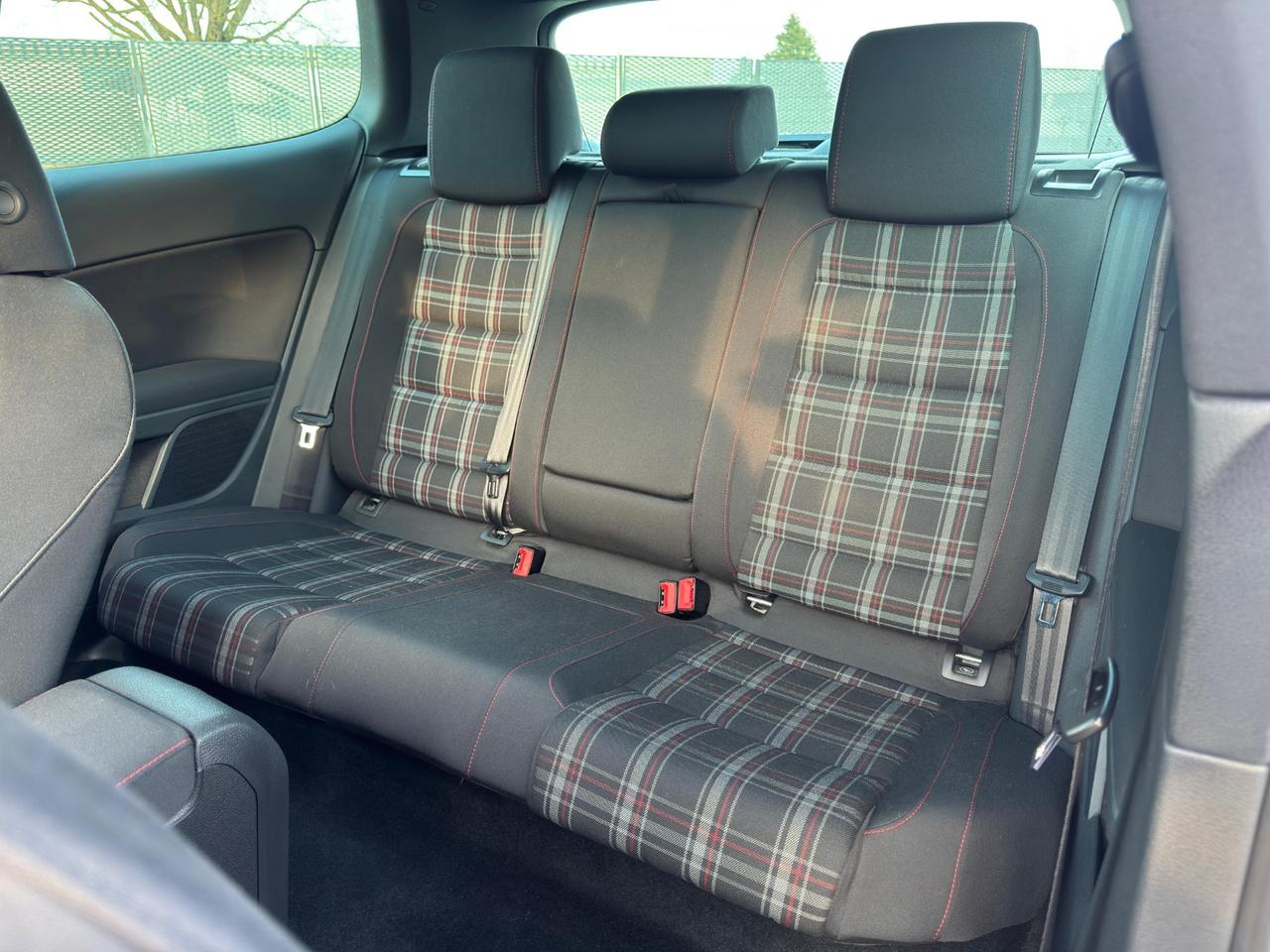 Volkswagen Golf GTI 6 2.0 Tsi DSG