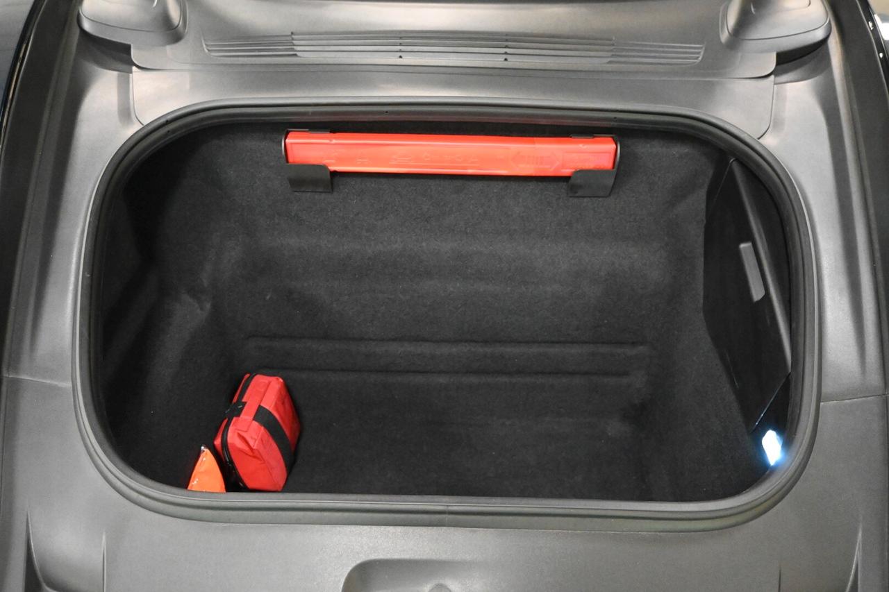 PORSCHE 911 (992) 911 Carrera