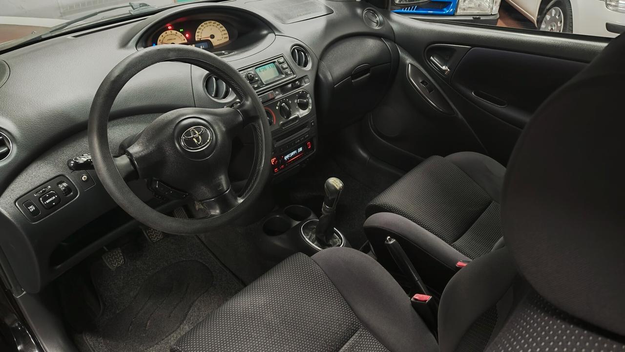 Toyota Yaris 1.5i 16V cat 3 porte T Sport