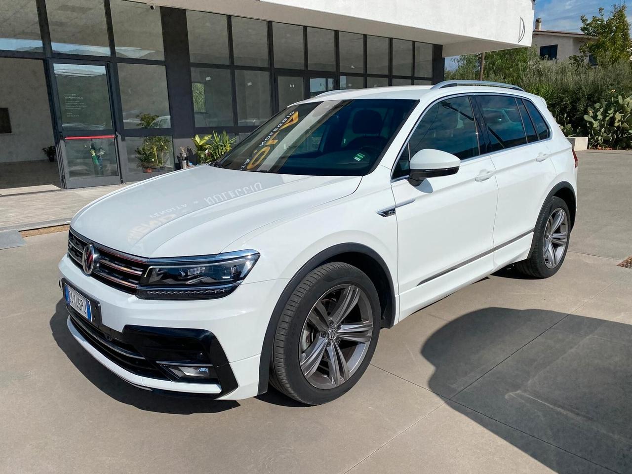 Volkswagen Tiguan 2.0 TDI R line DSG Advanced BlueMotion Technology