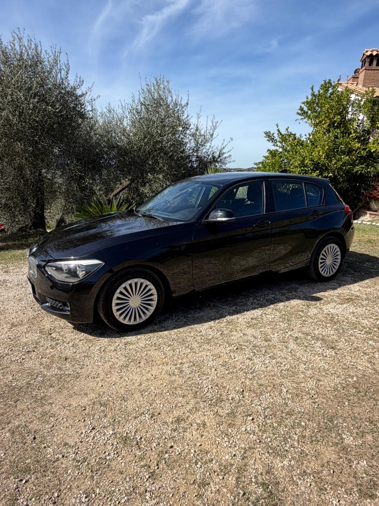 Bmw 116 116d 5p. Urban