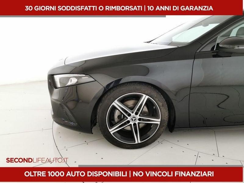 Mercedes-Benz Classe A A 180 d Sport Night edition auto