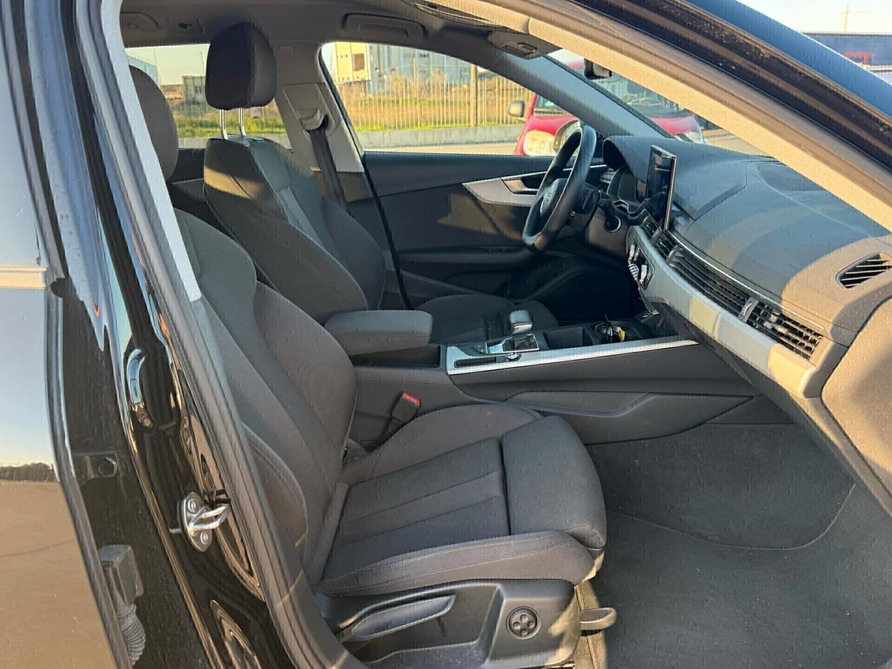 Audi A4 35 TDI/163 CV S tronic Business Advanced Virtual Cokpit